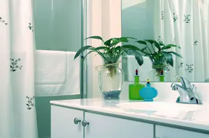 bathroom-organizing-sink-19