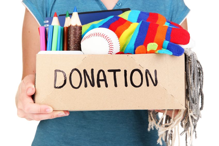 It probably comes as no surprise that the secret to getting organized is getting rid of clutter. These tips to declutter your home can get the job done in a weekend.