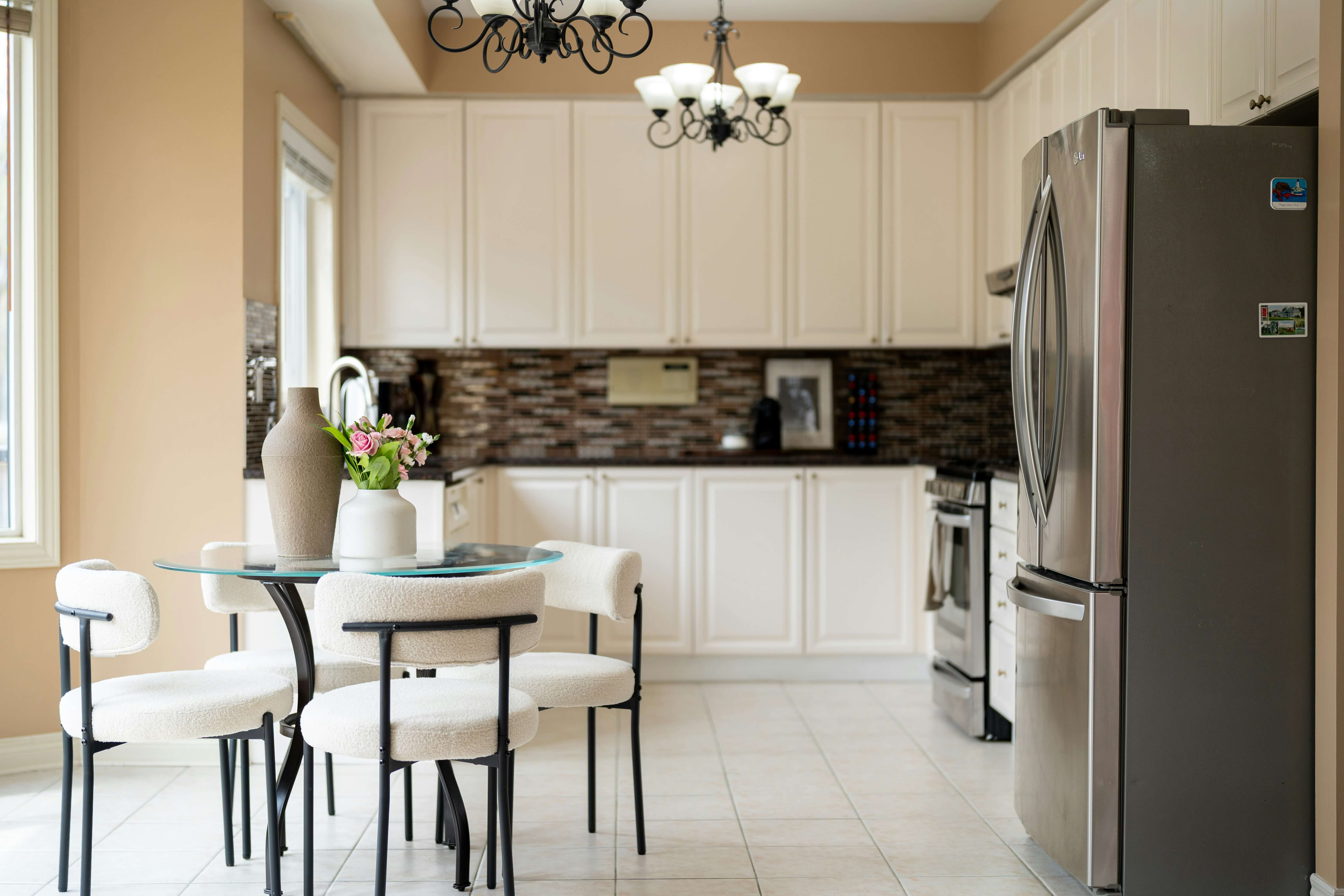 A spacious and clean kitchen.